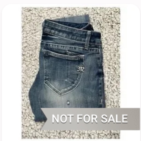 @anonymous10596 Trade Bundle Box #1 - Picture 7 of 8